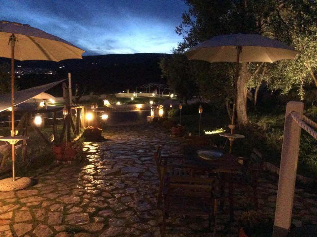 Holiday Lodge Al Porto Mattinata Exterior photo
