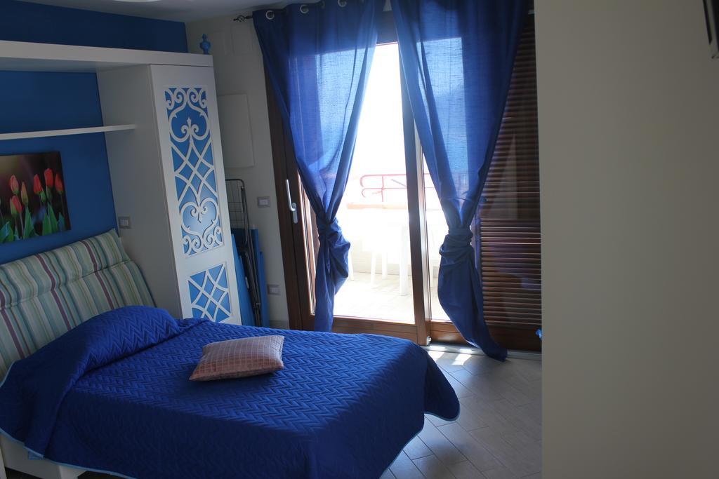 Holiday Lodge Al Porto Mattinata Exterior photo