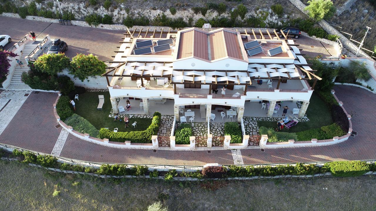 Holiday Lodge Al Porto Mattinata Exterior photo